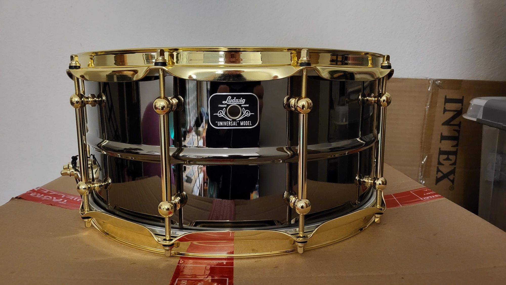 NOWY Werbel Ludwig Universal 14x6.5 Black Gold mosiądz