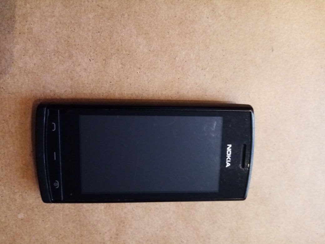 Nokia 500 smartfon