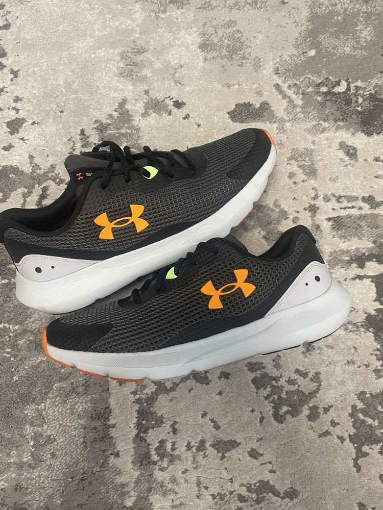 Кроссовки Under Armour