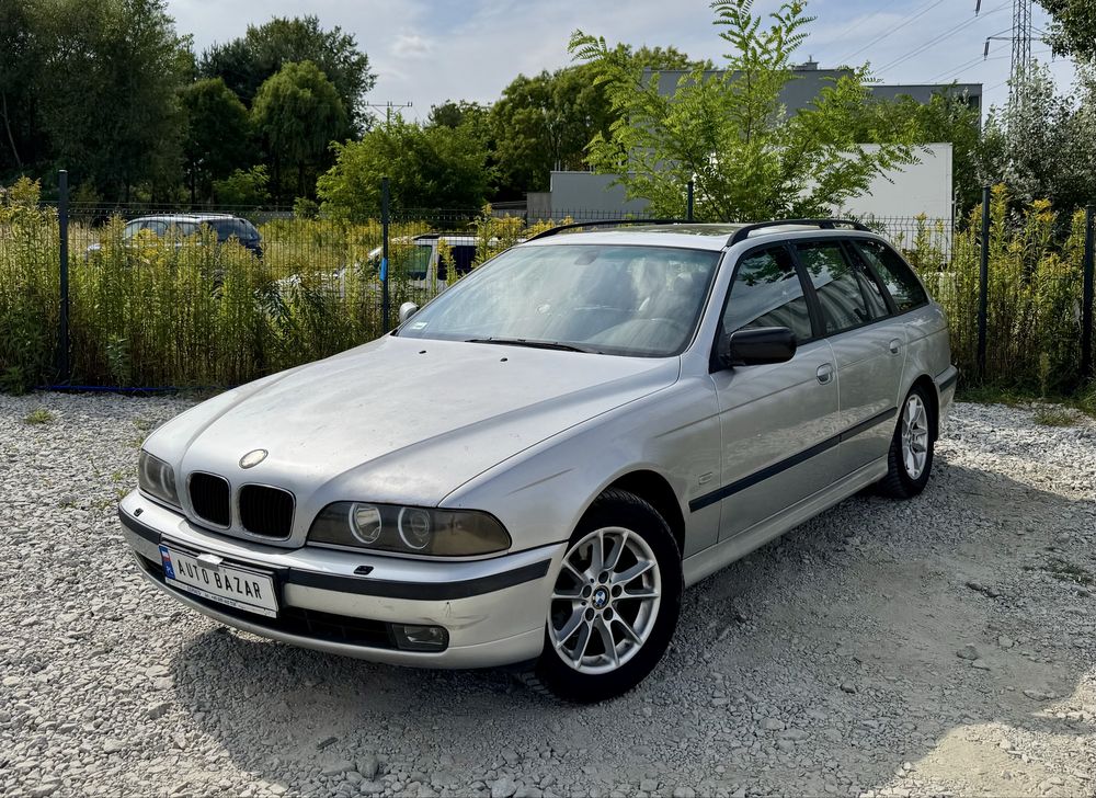 BMW 523i E39 2.5 Benzyna/LPG * Automat * Navi * Skóry * Hak * Zadbana