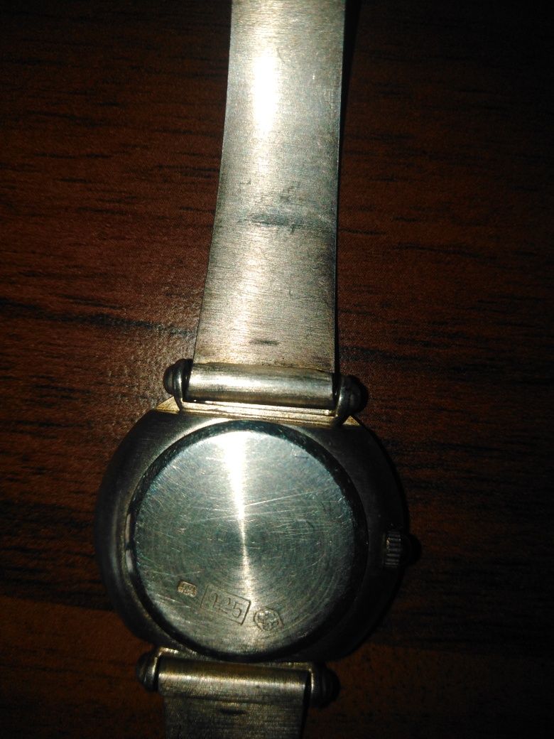 Zagarek damski srebrny 925 Bisset