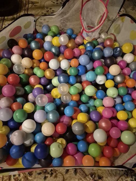 Basen z kulkami, ok 700 kulek, składany basen