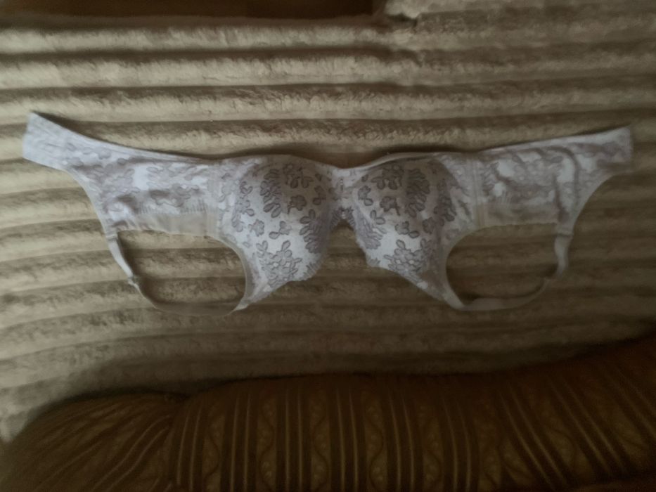 Бюстгальтер- лифчик 95Е