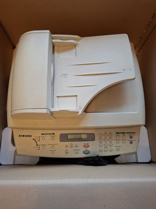 Принтер-сканер-факс Samsung SCX-4216F