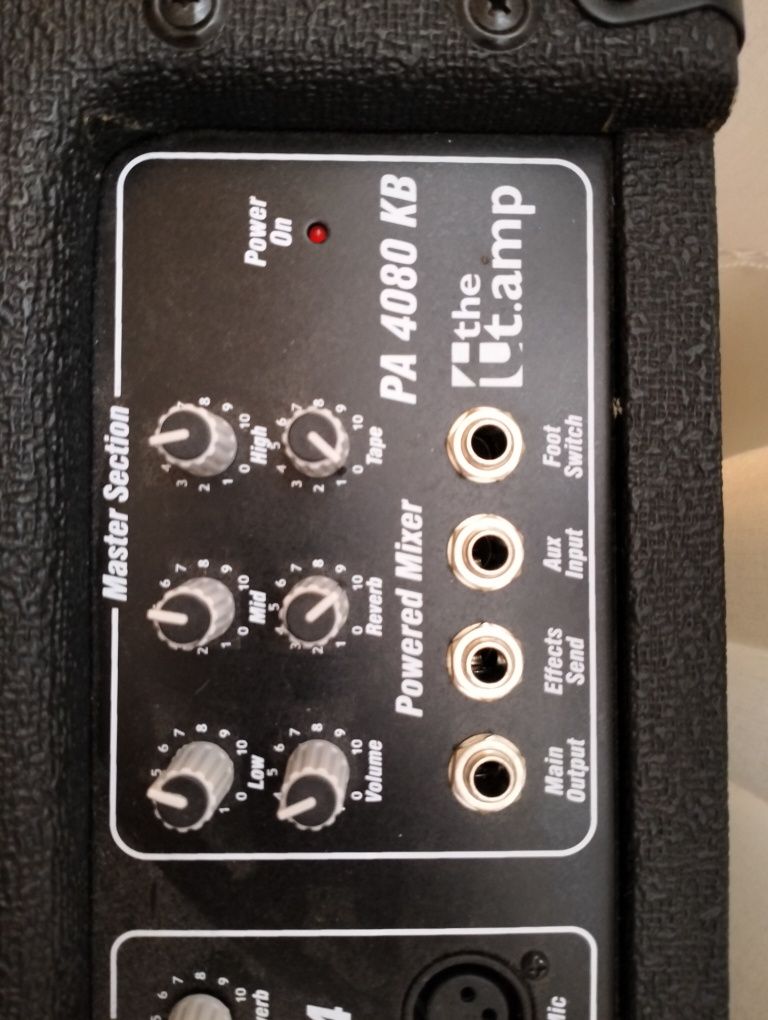 the t.amp PA 4080kb Amplificador combo 4