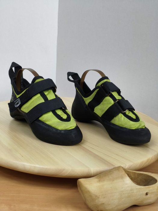 Buty r. 30 Alpidex Velcro wspinaczkowe dla dzieci na rzep