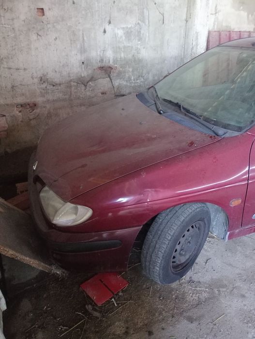 Renault Megane 1.4 gasolina