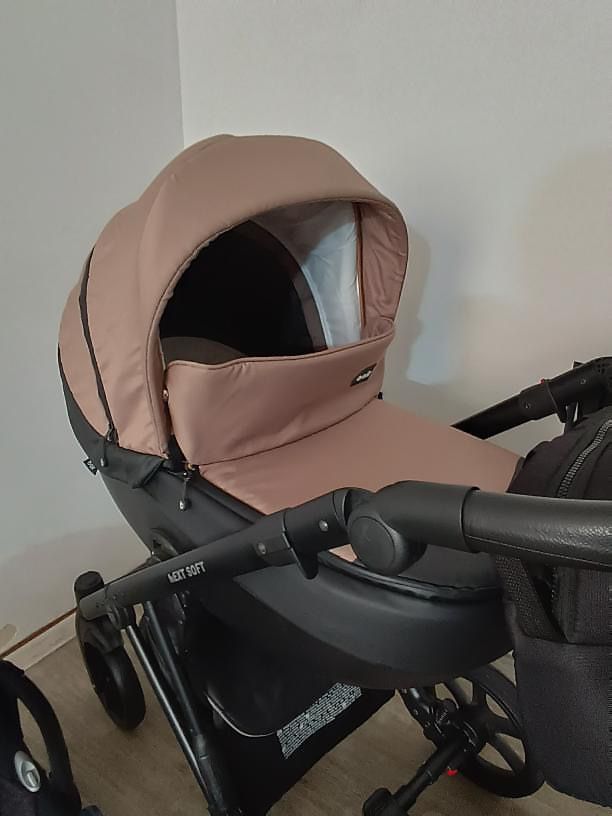 Продам коляску 3в1