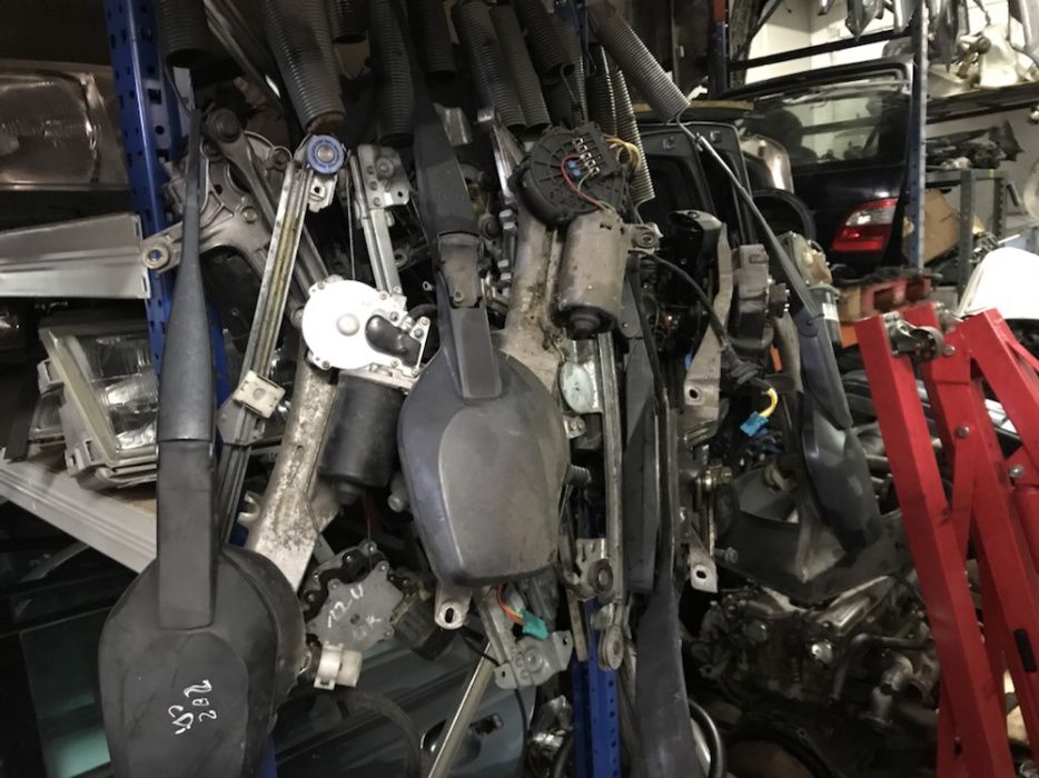 Mecanismos de Limpa-Vidros Mercedes W124/201/202/203/210/211