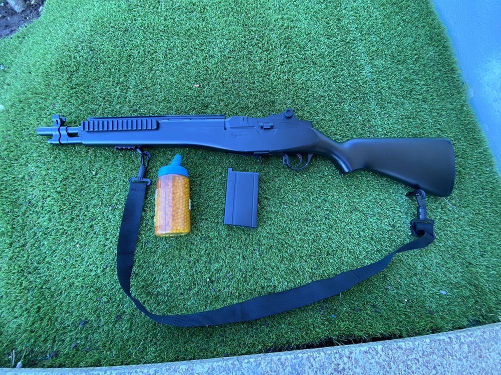 Arma airsoft otimo estado