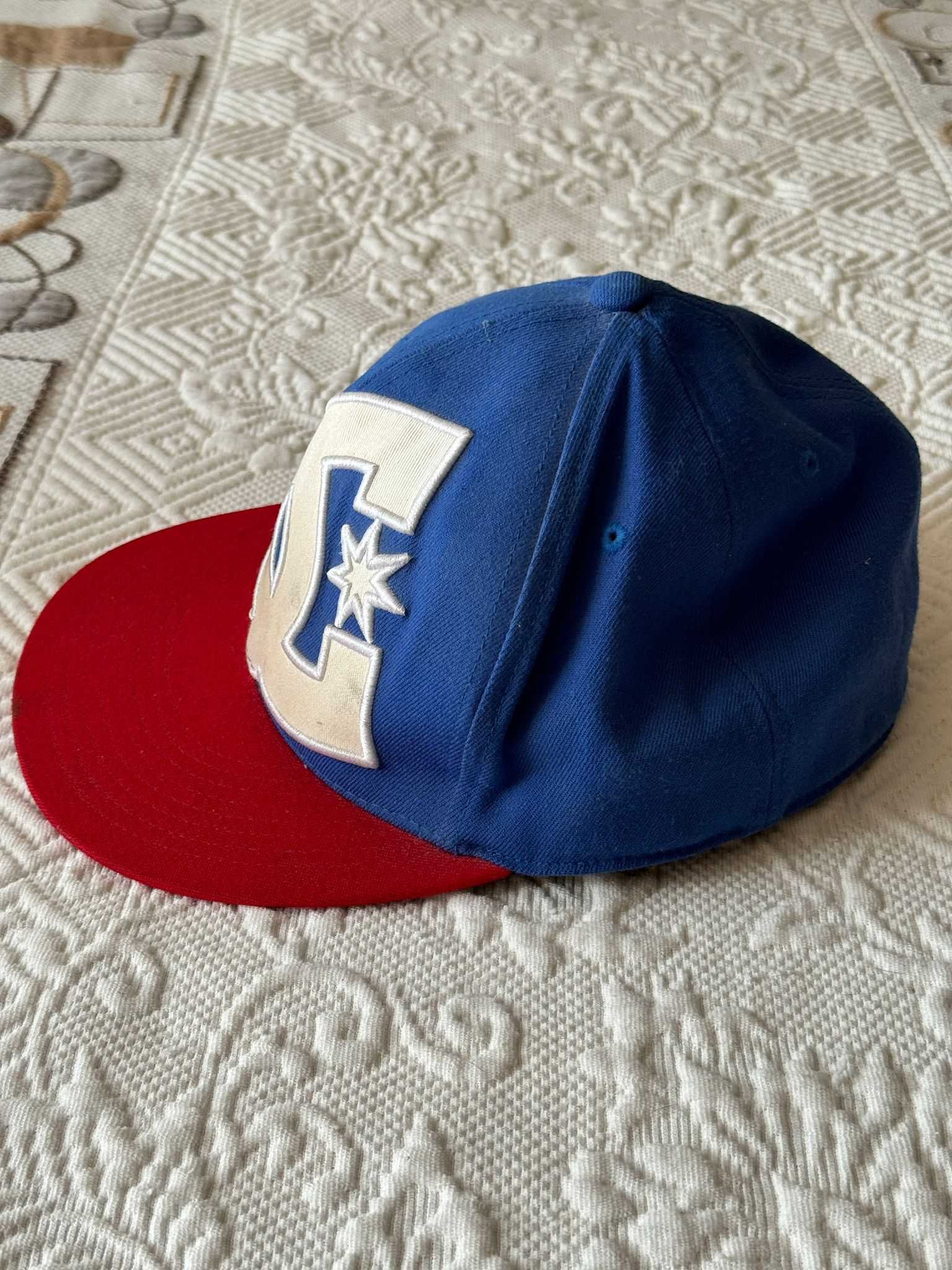 Chapéu de marca DC shoes