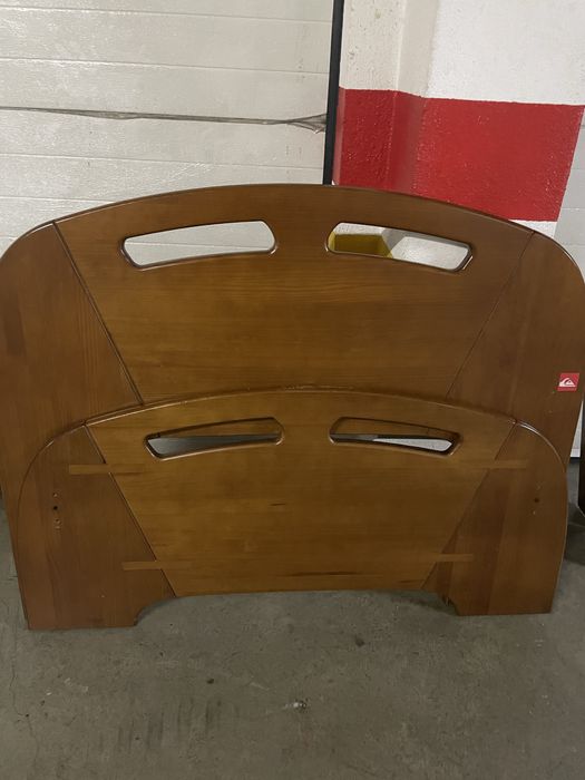 Cama solteiro em pinho mel muito bom estado , 1,90x1,20