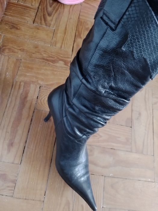 Vendo botas pretas