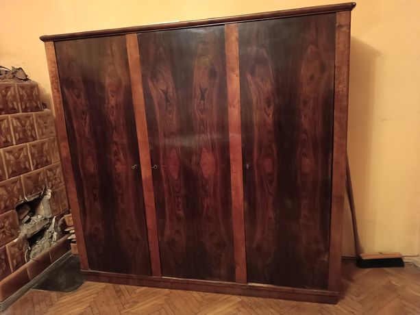 Szafa Vintage drewniana - 3 drzwiowa