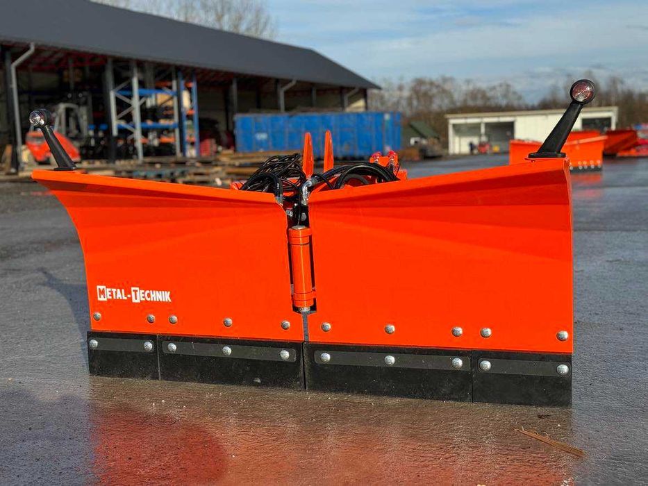 Mocny pług do śniegu do tura tuz strzałka Metal Technik dostawa Gratis