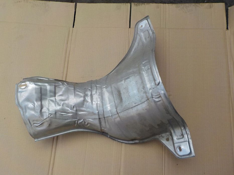 osłona termiczna honda civic VIII UFO 1,8 i-VTEC 2009r