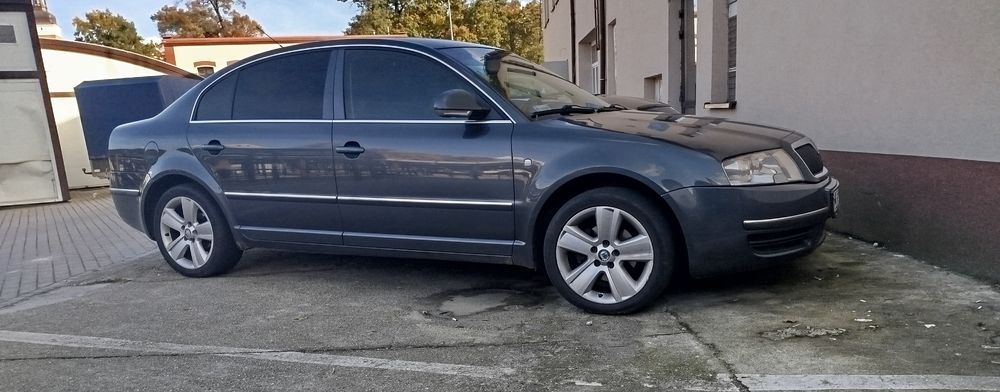 Sprzedam Skoda superb