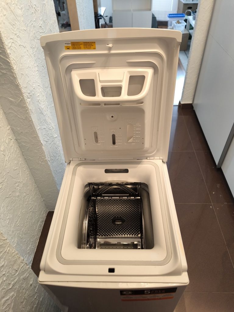 Pralka Whirlpool