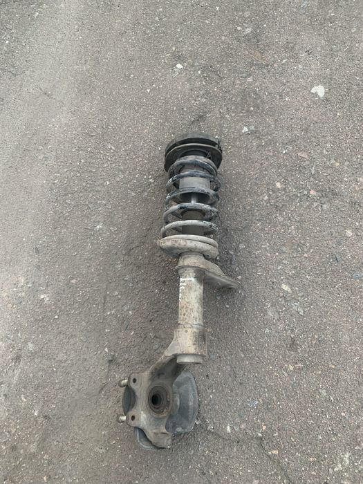 Продам стойку переднюю правую део ланос сенс