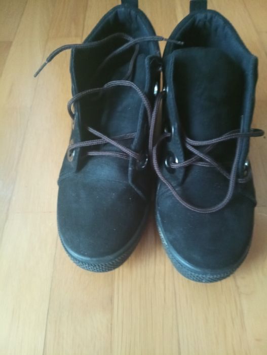 Buty damskie,sportowe roz. 38.