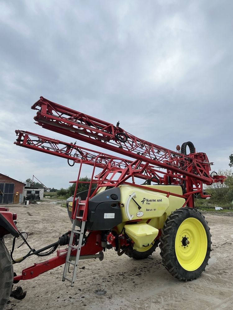 Opryskiwacz Kverneland Rau Ikarus S28