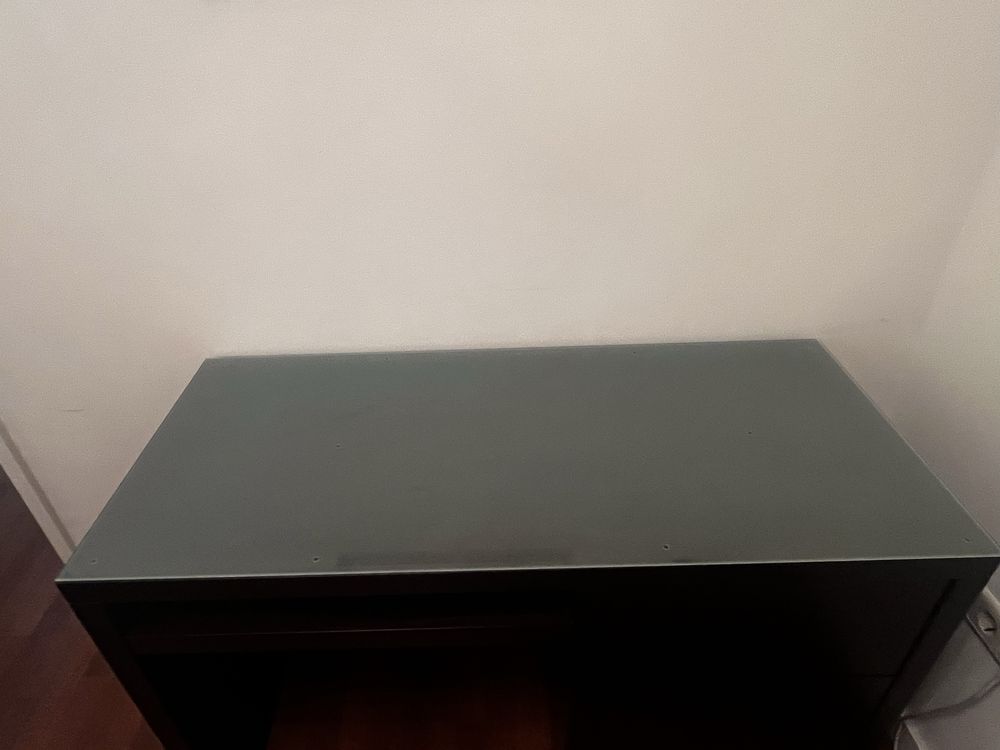 Secretaria em madeira
