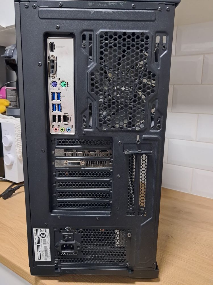 Ryzen 7 2700x  8 núcleos 16 threads  Gtx 1060 6gb