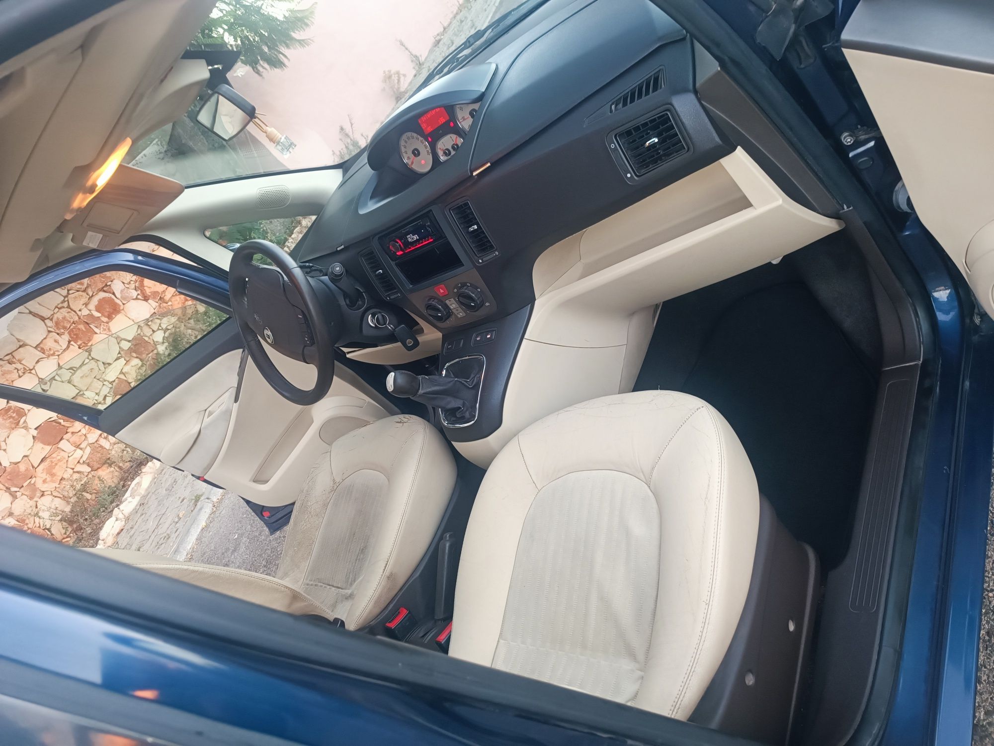 Vendo Lancia musa 1.3 MultiJet gasóleo de 2007.(Econômico)