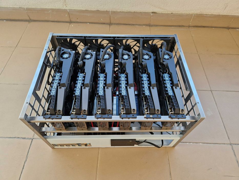 2 Rigs de mineração com 6 3080Ti's
