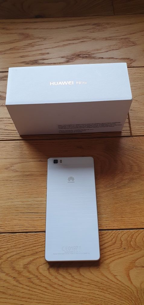 Huawei P8 aparat telefoniczny