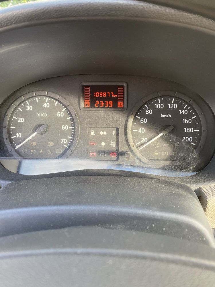 Продам автомобіль Dacia Sandero
