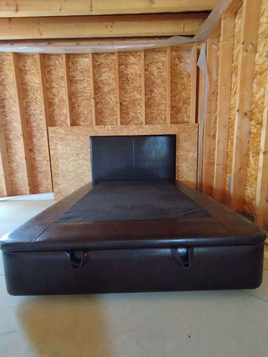 Somier com cabeceira