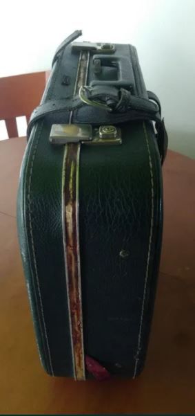 Mala de viagem antiga verde