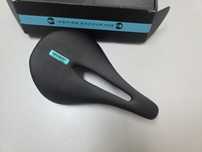 Selim Bicicleta Ryet Carbono 03