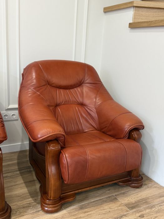 Знижка!! Шкіряний диван і 2 крісла