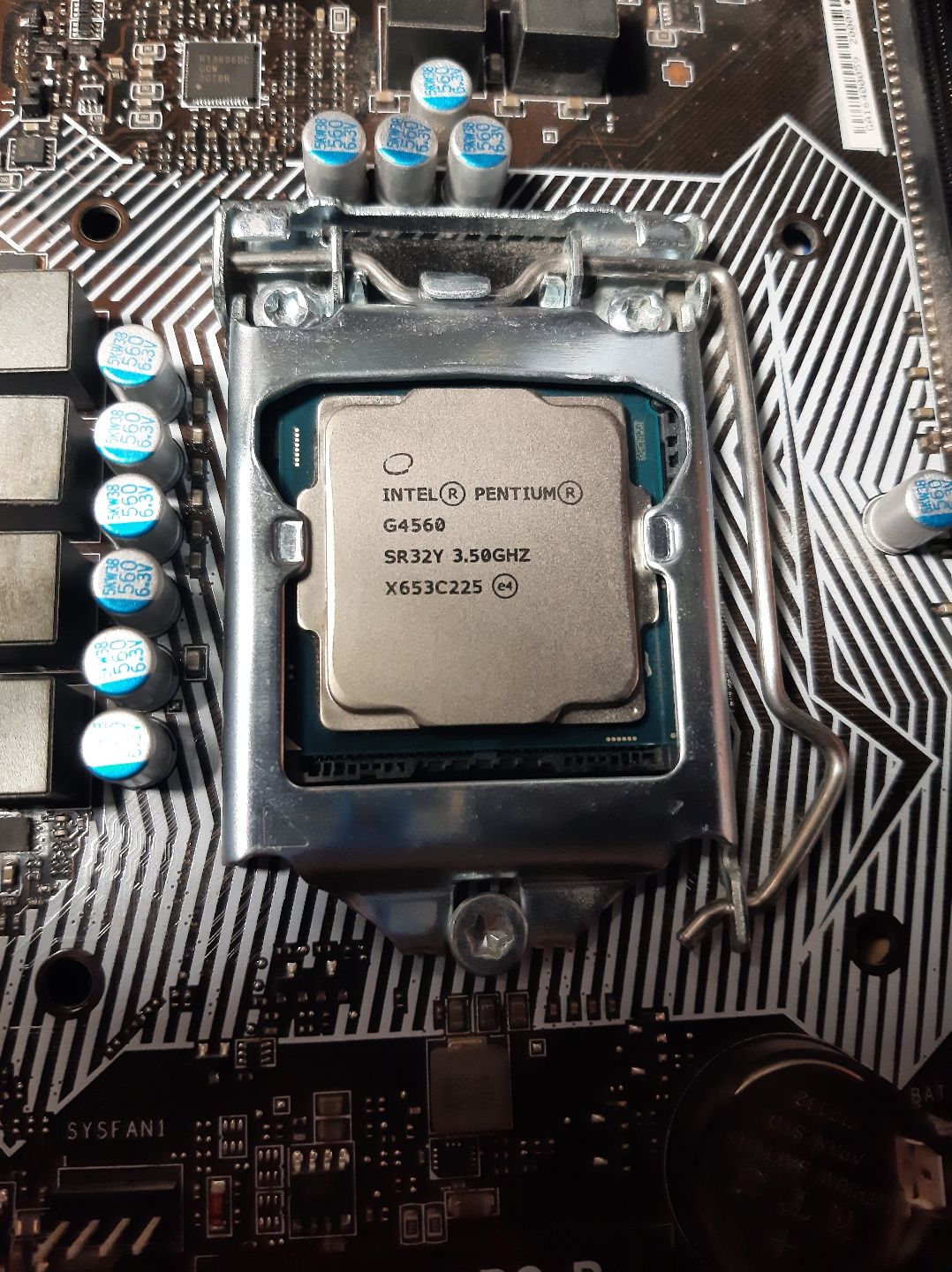 Процесор Intel pentium g4560 3.50ghz