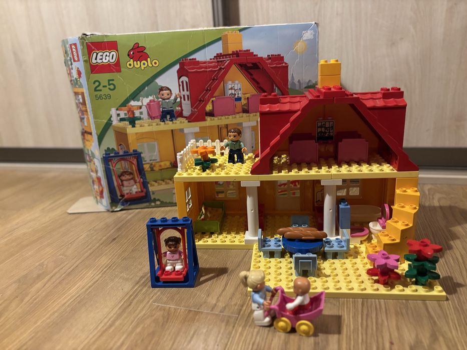 Lego Ville Duplo domek dla calej rodzinki 3 w 1 plus zestaw figurek