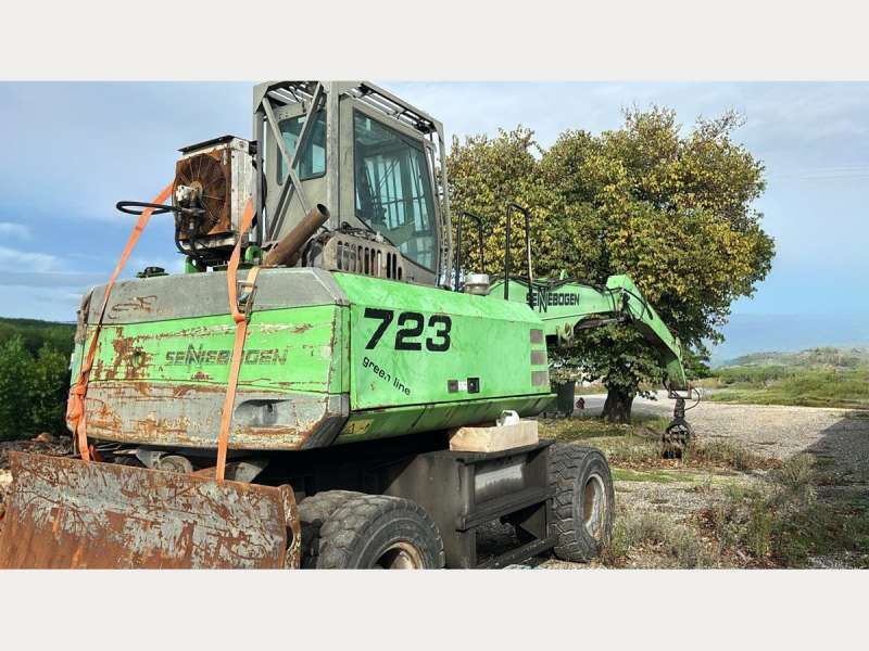 Escavadora Industrial SENNEBOGEN 723