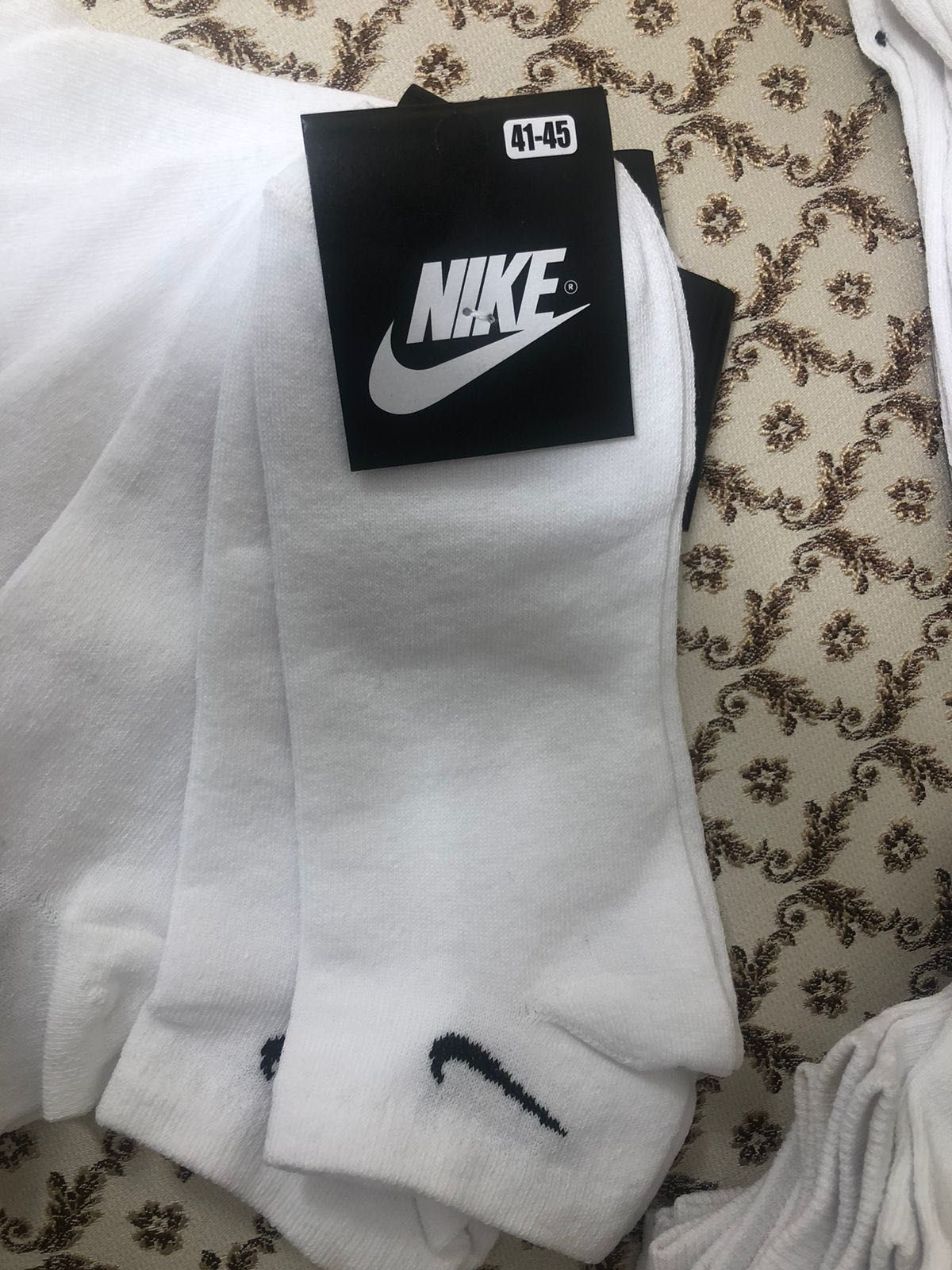 Носки NIKE в белом цвете