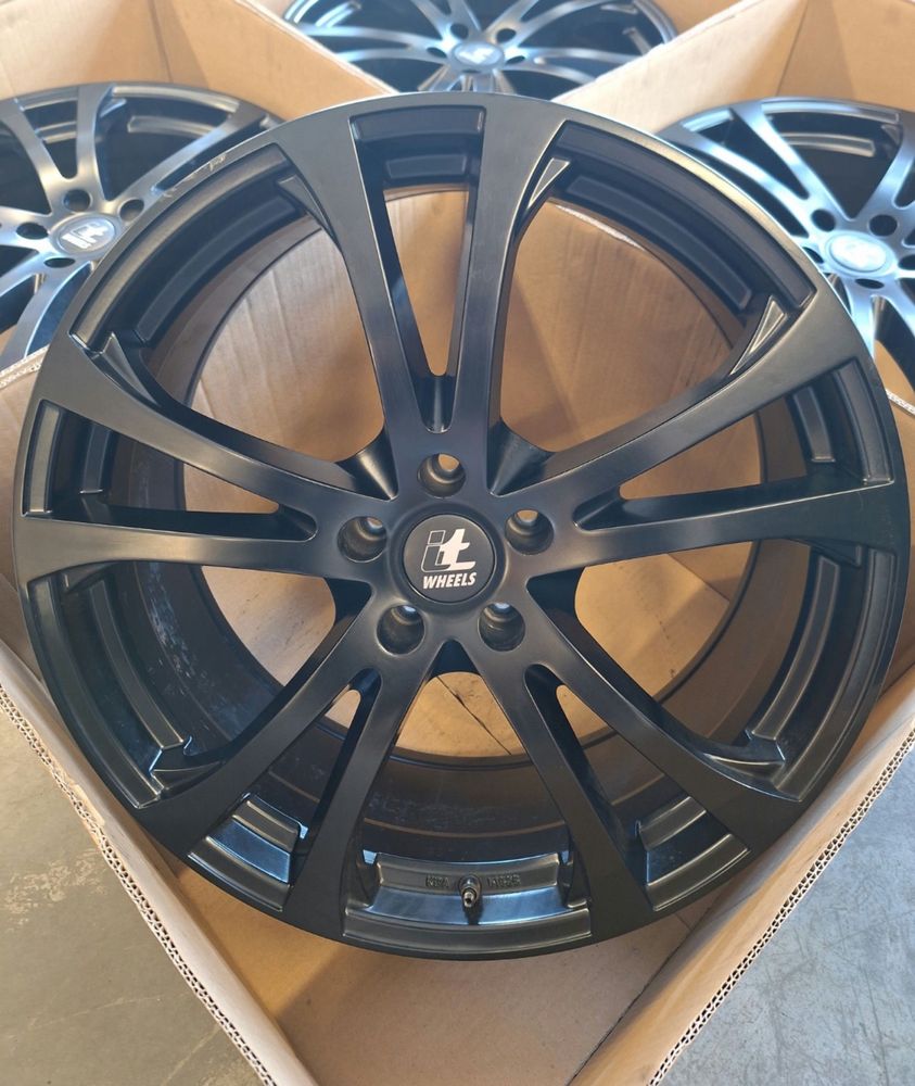 Alufelgi 20 VW Arteon Tiguan Touareg 5x112 Felgi Black Matt R Line