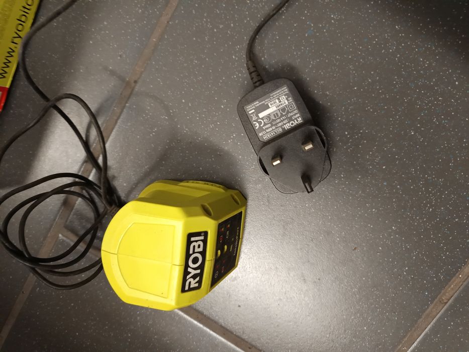 Aparafusadora  Ryobi 18V