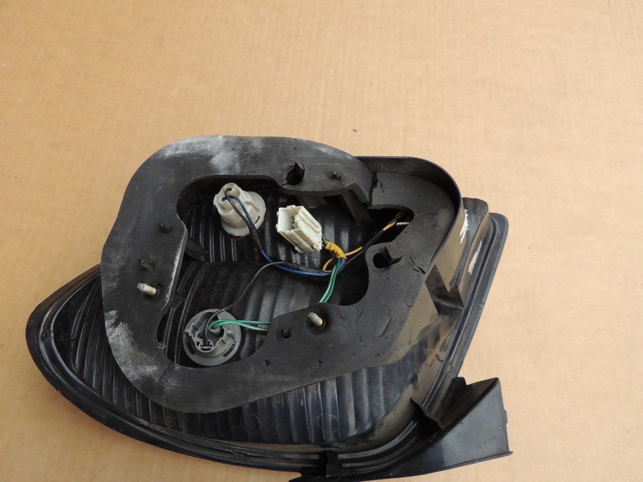 Lampa tył tylna lewa europejska Hyundai Coupe lift 99,00,01