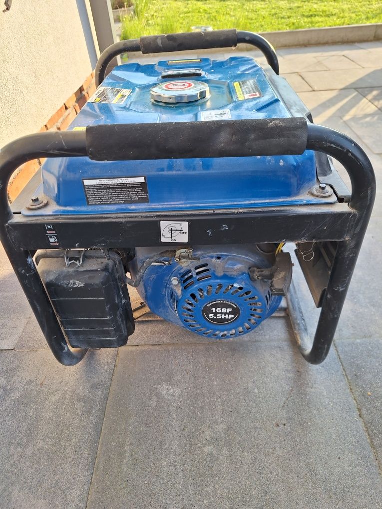 Agregat Hyundai HG2201-A  AVR