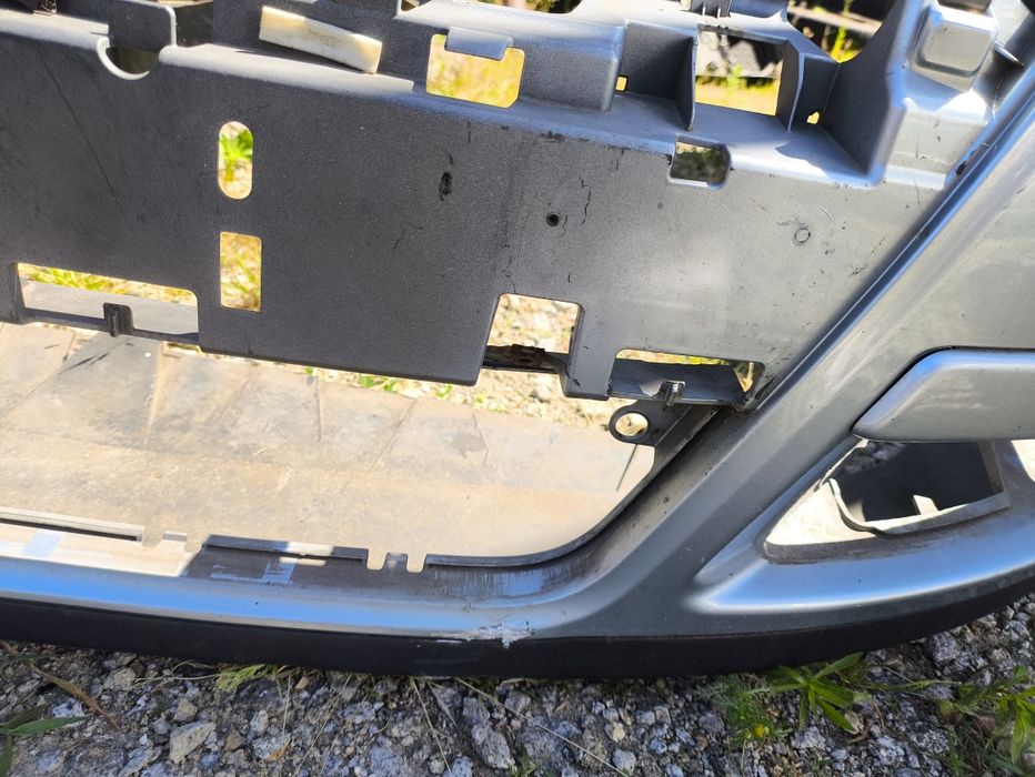 Zderzak przeni lb5m passat B6 VW volkswagen przód kombi sedan