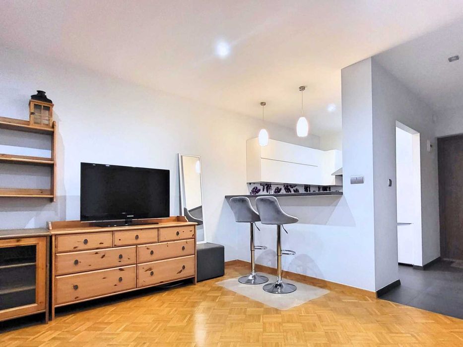 Wynajmę atrakcyjną kawalerkę ul. Klaudyny Wwa