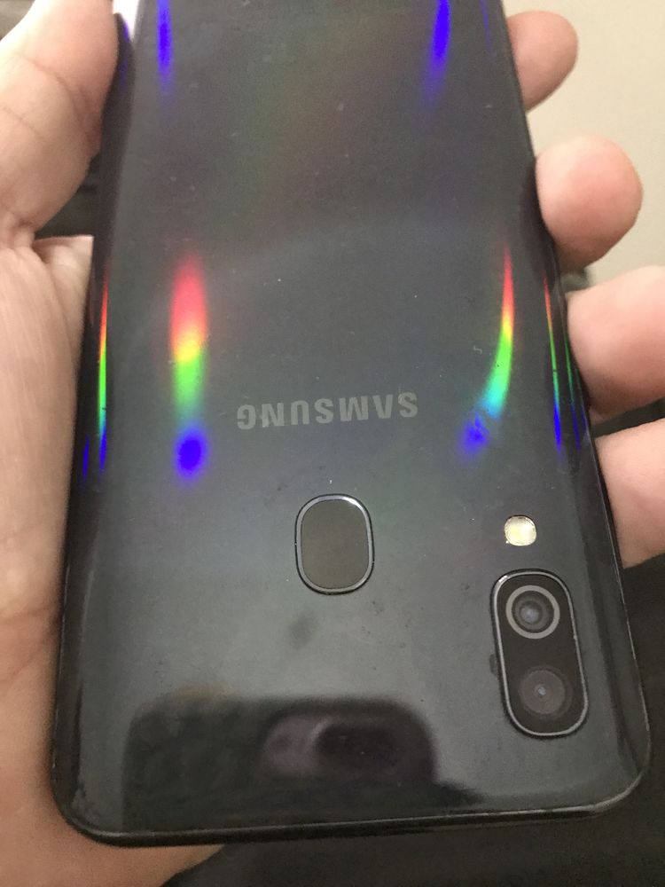 Samsung a40 64gb