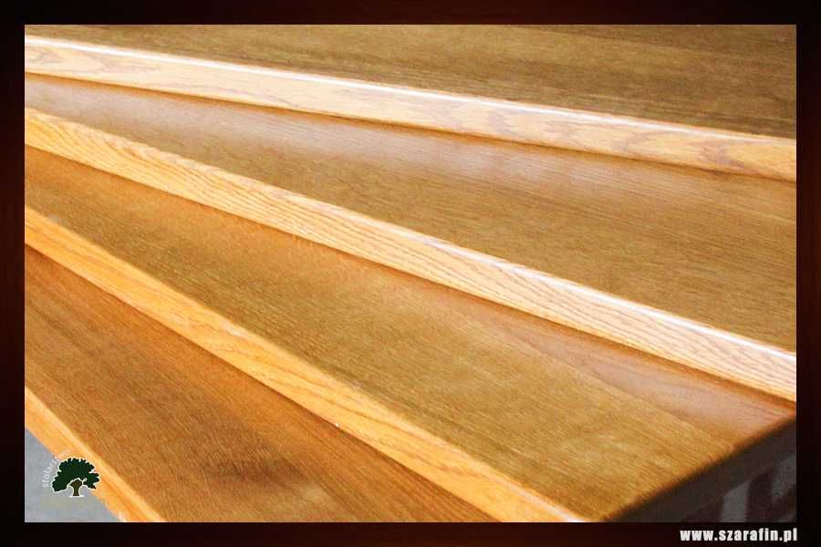 Parapety drewniane dębowe i jesionowe na wymiar – solidność i styl!