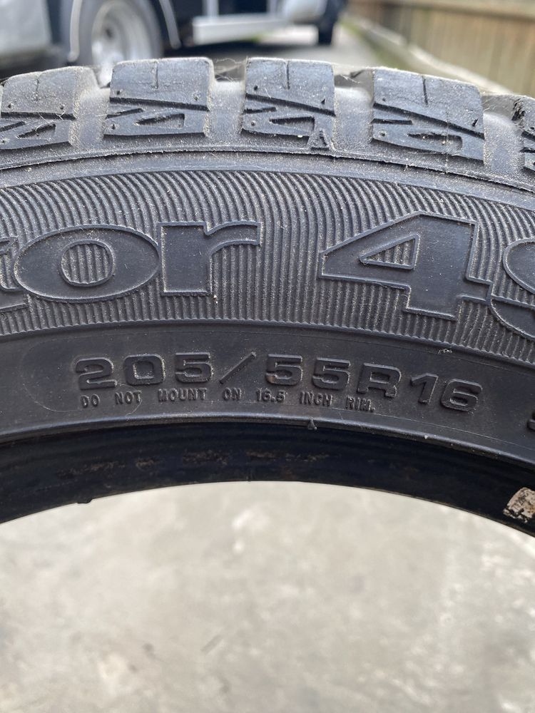 205/55/R16 Goodyear wielosezonowe