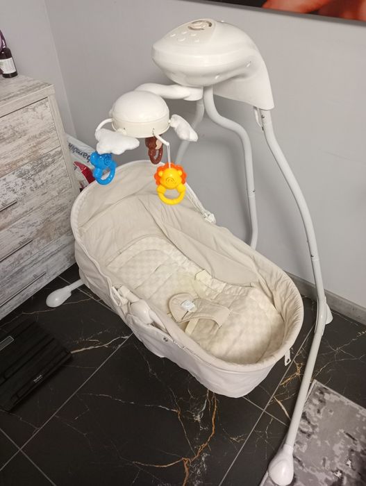 Детская кроватка-колибель