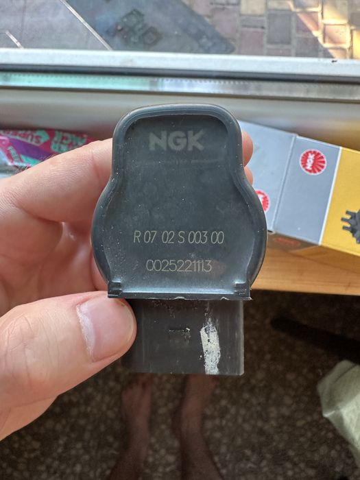 Катушки запалювання NGK U5015